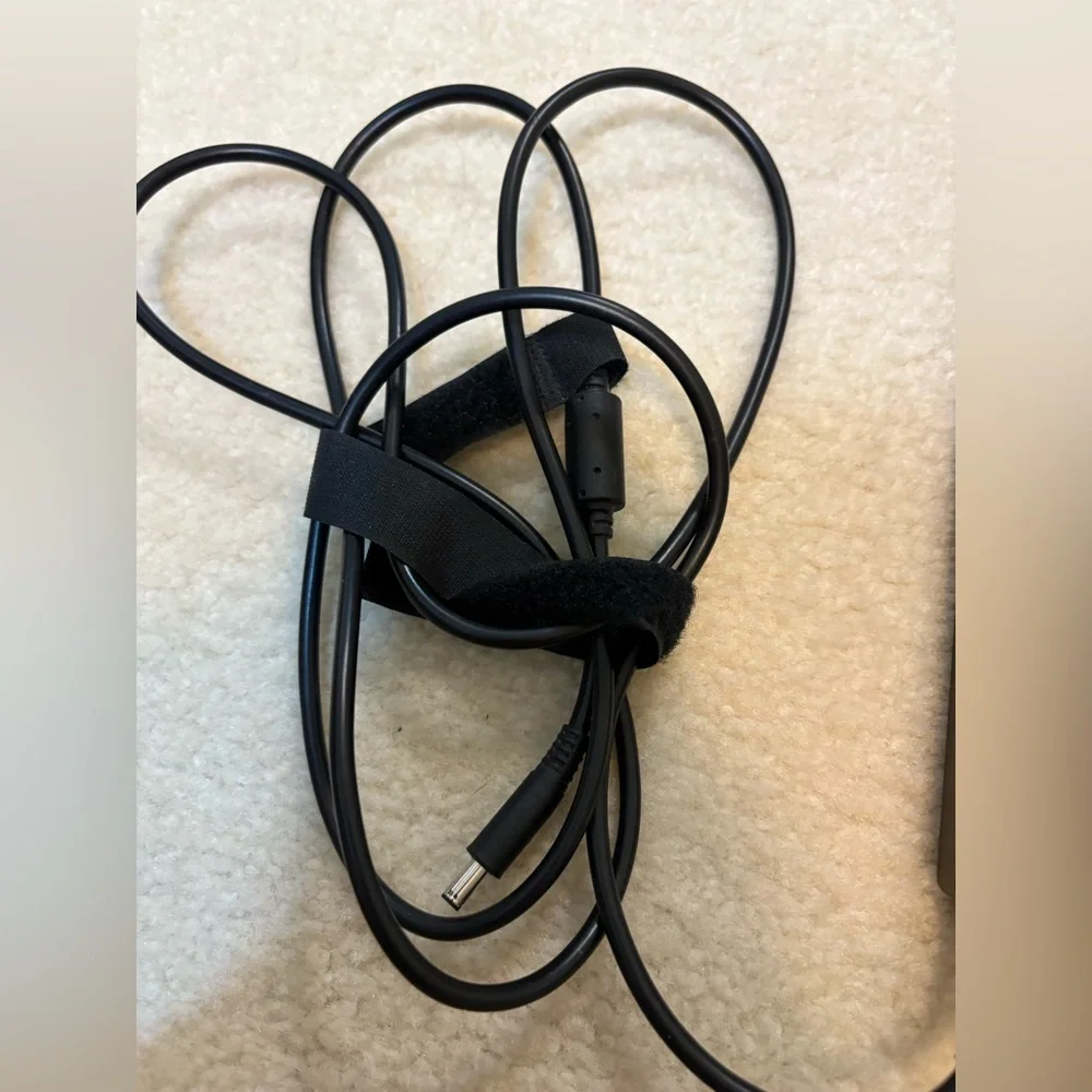 Genuine Dell 65W Laptop AC Adapter